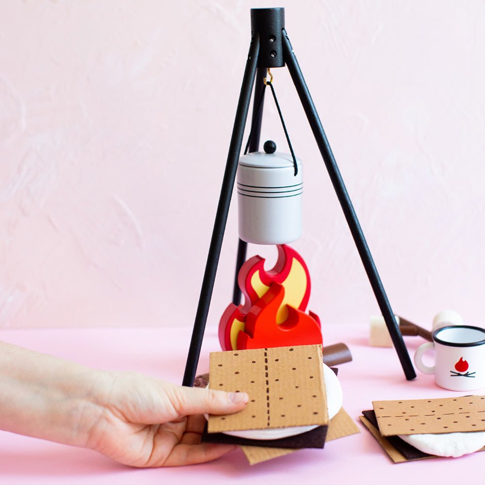 make me iconic Australian gifts and souvenirs wood toys camp fire