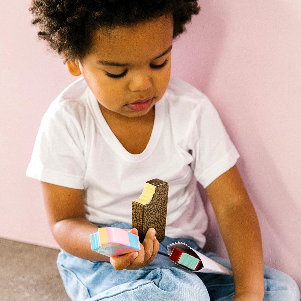 Wooden toy Australian ice cream set with Bubble O’ Bill, Golden Gaytime, Mint Choc Wedge, Rainbow Paddle Pop, wooden stand and paper bags for pretend play from Make Me Iconic.