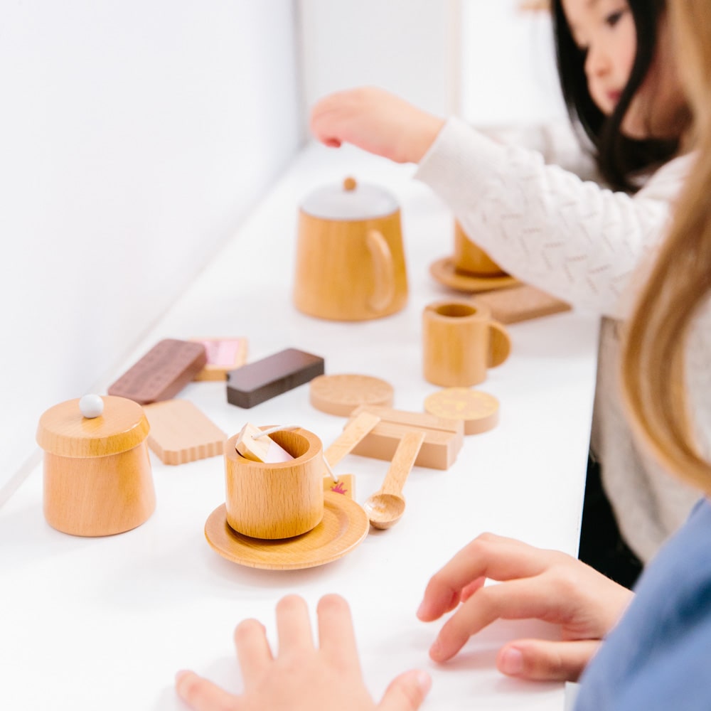 Australian Arnott’s Biscuits wooden toy set for kids – 11-piece set for pretend play and kitchen role play
