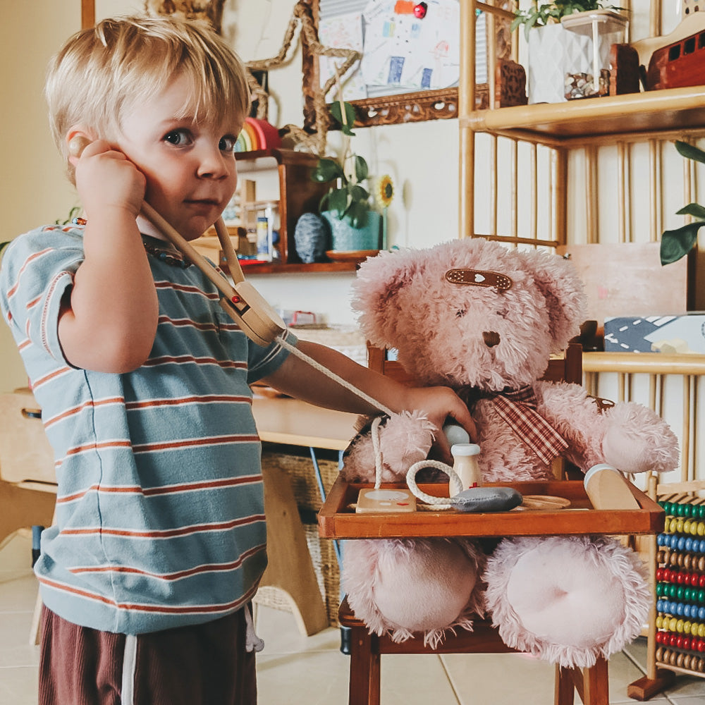 Discover the benefits of our wooden Doctor Kit for kids. Encourage empathy, confidence, and creative, screen-free pretend play at home.