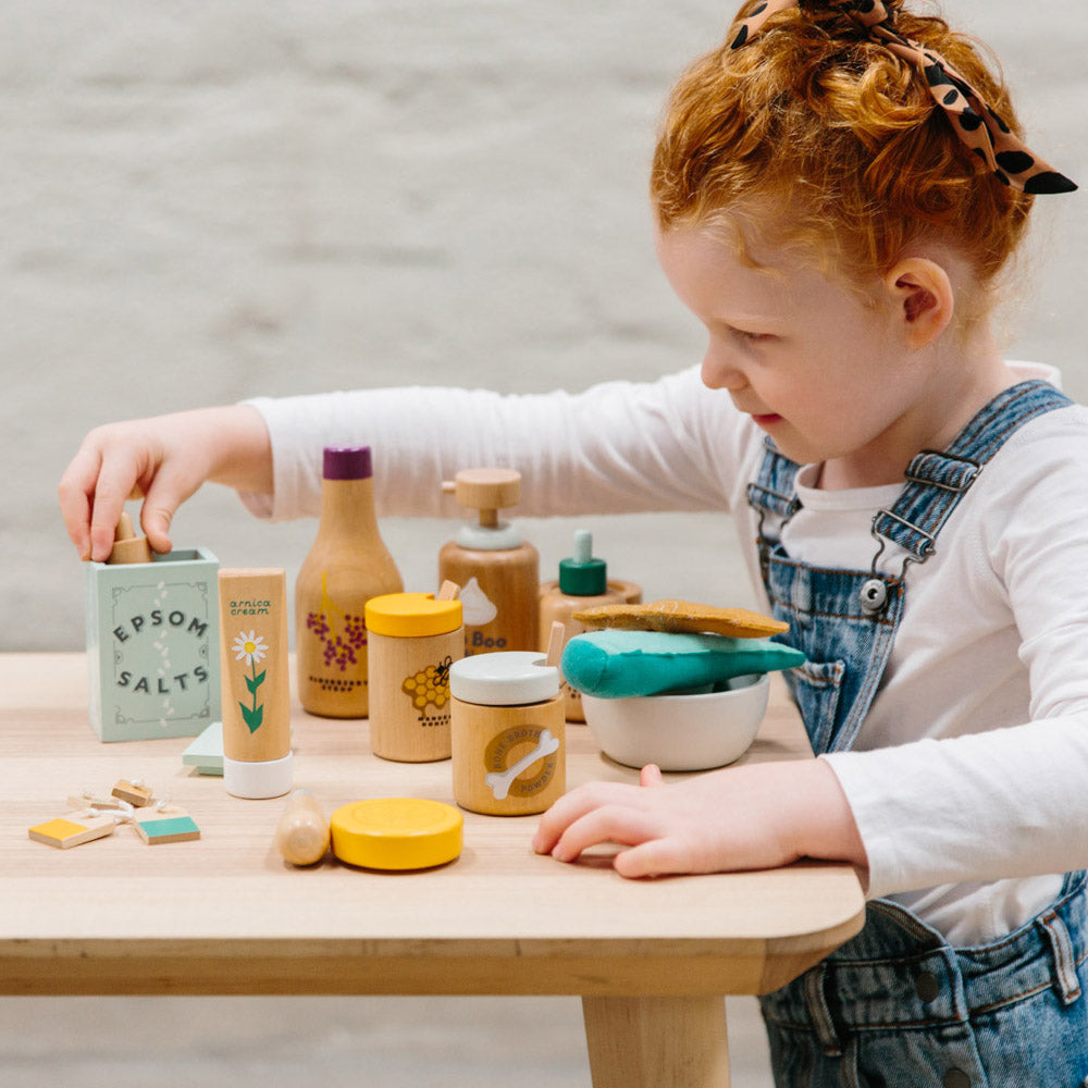 NEW iconic goodies! Our natural healers kit