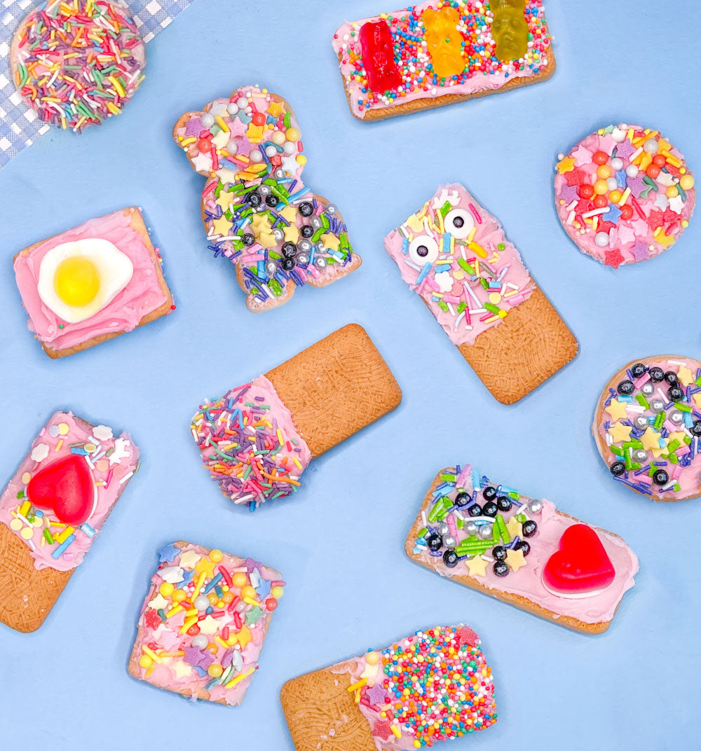 Decorate these yummy bickies 🍪 with things you have in your cupboard!