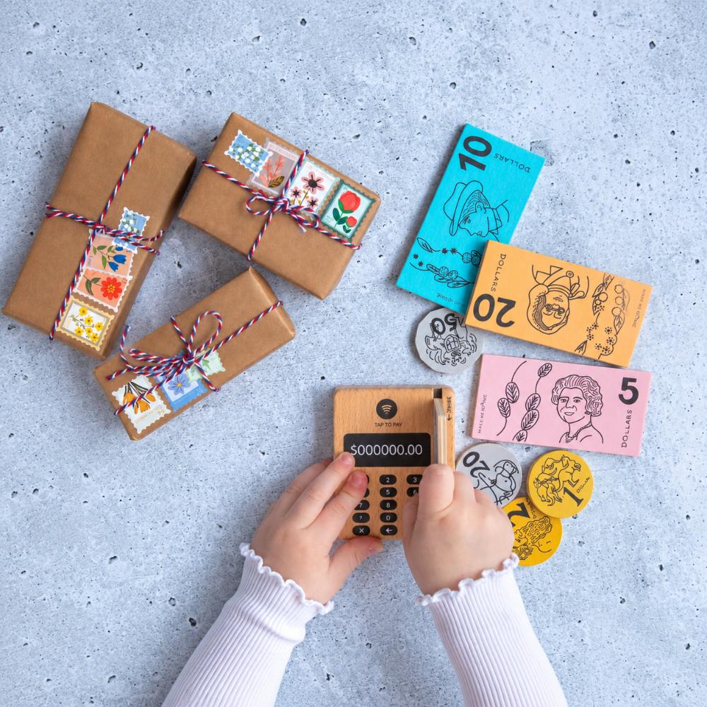 Make Me Iconic Iconic Australian Money & Point of Sale Machine wooden toy set for kids, with POS machine, credit card, Aussie banknotes and coins for imaginative shop role play and early maths learning.