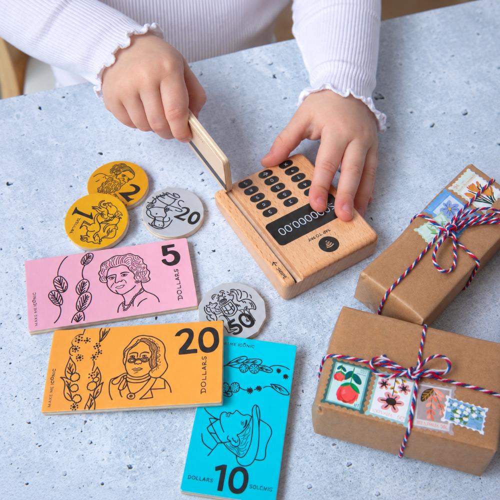 Make Me Iconic Iconic Australian Money & Point of Sale Machine wooden toy set for kids, with POS machine, credit card, Aussie banknotes and coins for imaginative shop role play and early maths learning.