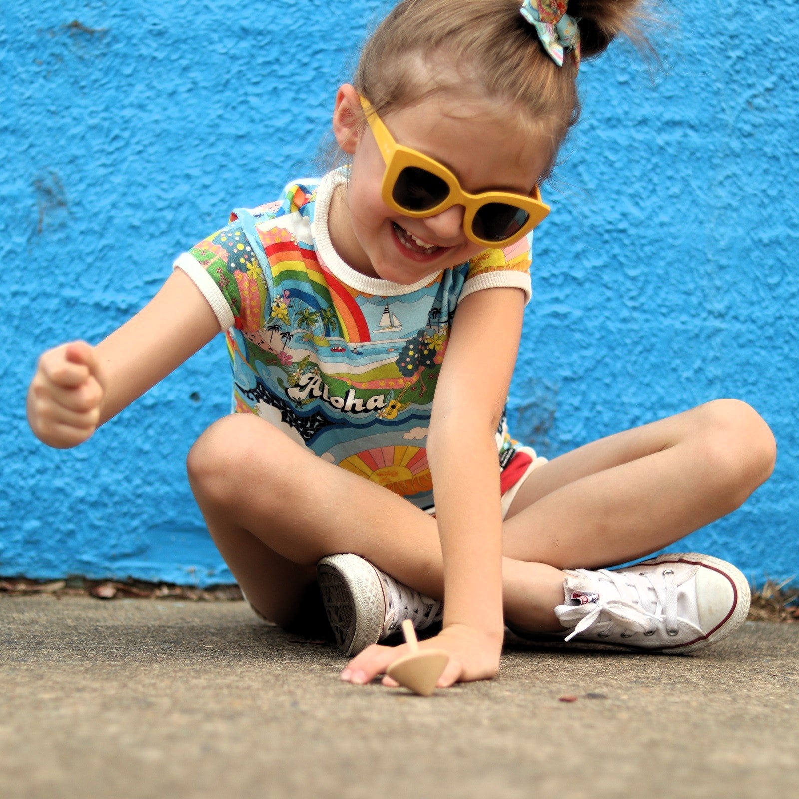 ICONIC TOY -  LOOSE CHANGE SPINNING TOP