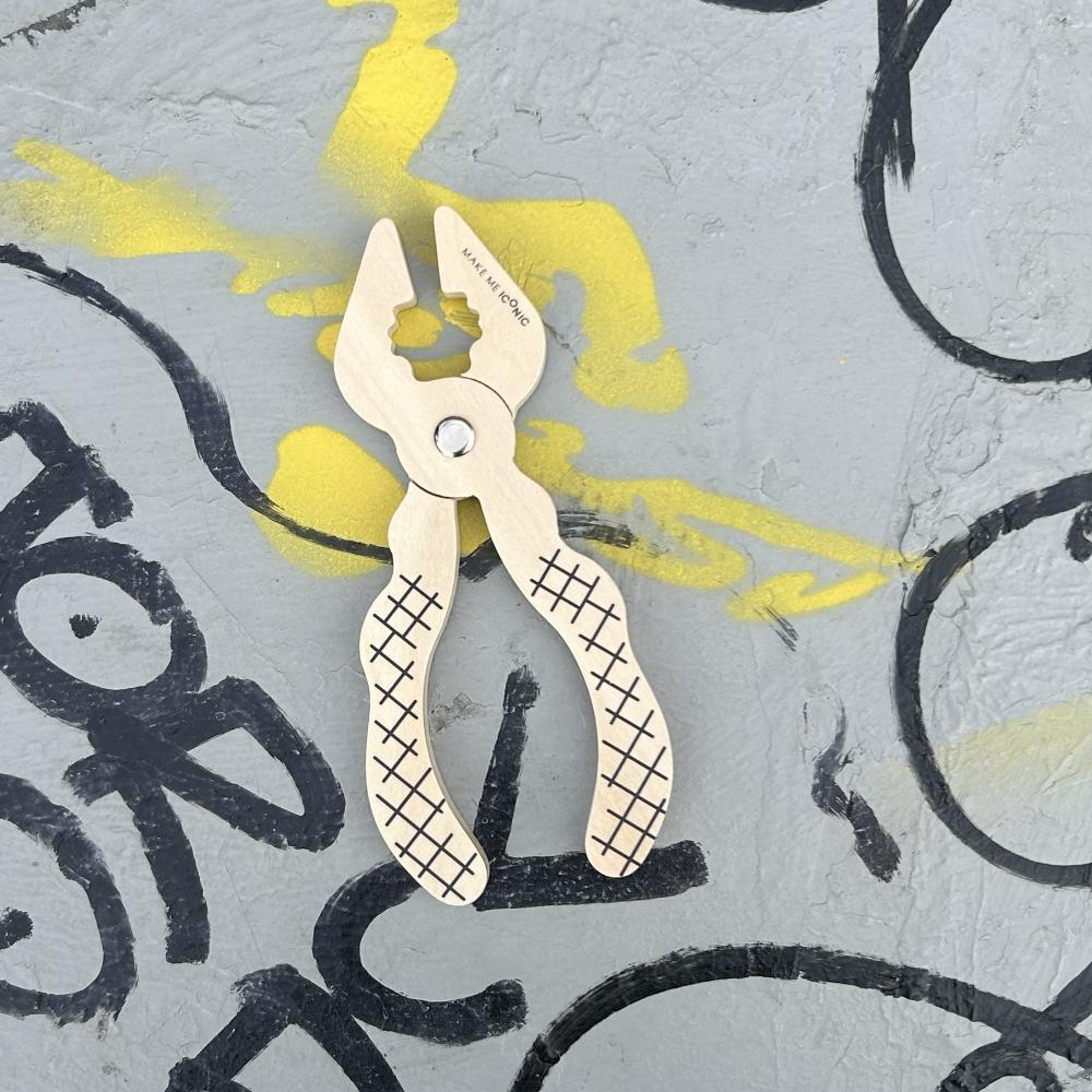 WOODEN TOY -  LOOSE CHANGE PLIERS