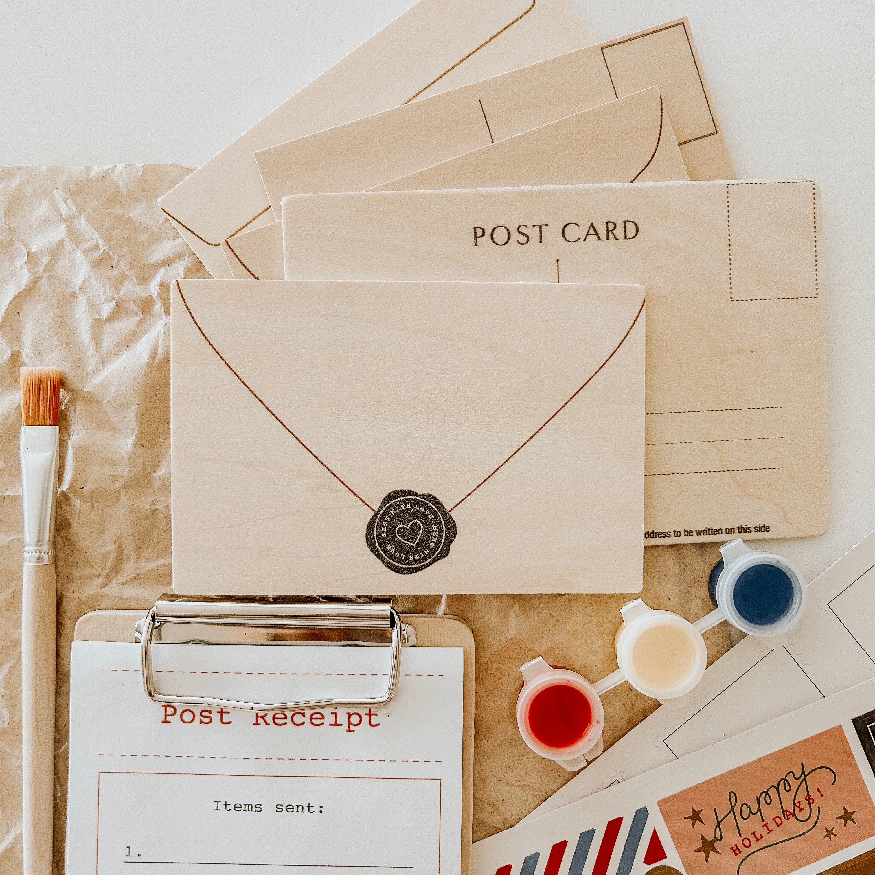 Iconic Post Box + Iconic Post Box Letters Craft Kit