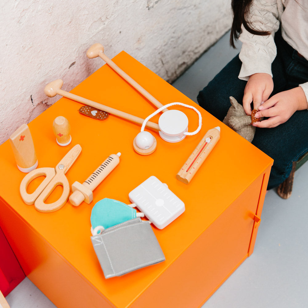 Iconic Dentist Kit + Iconic Doctors Kit