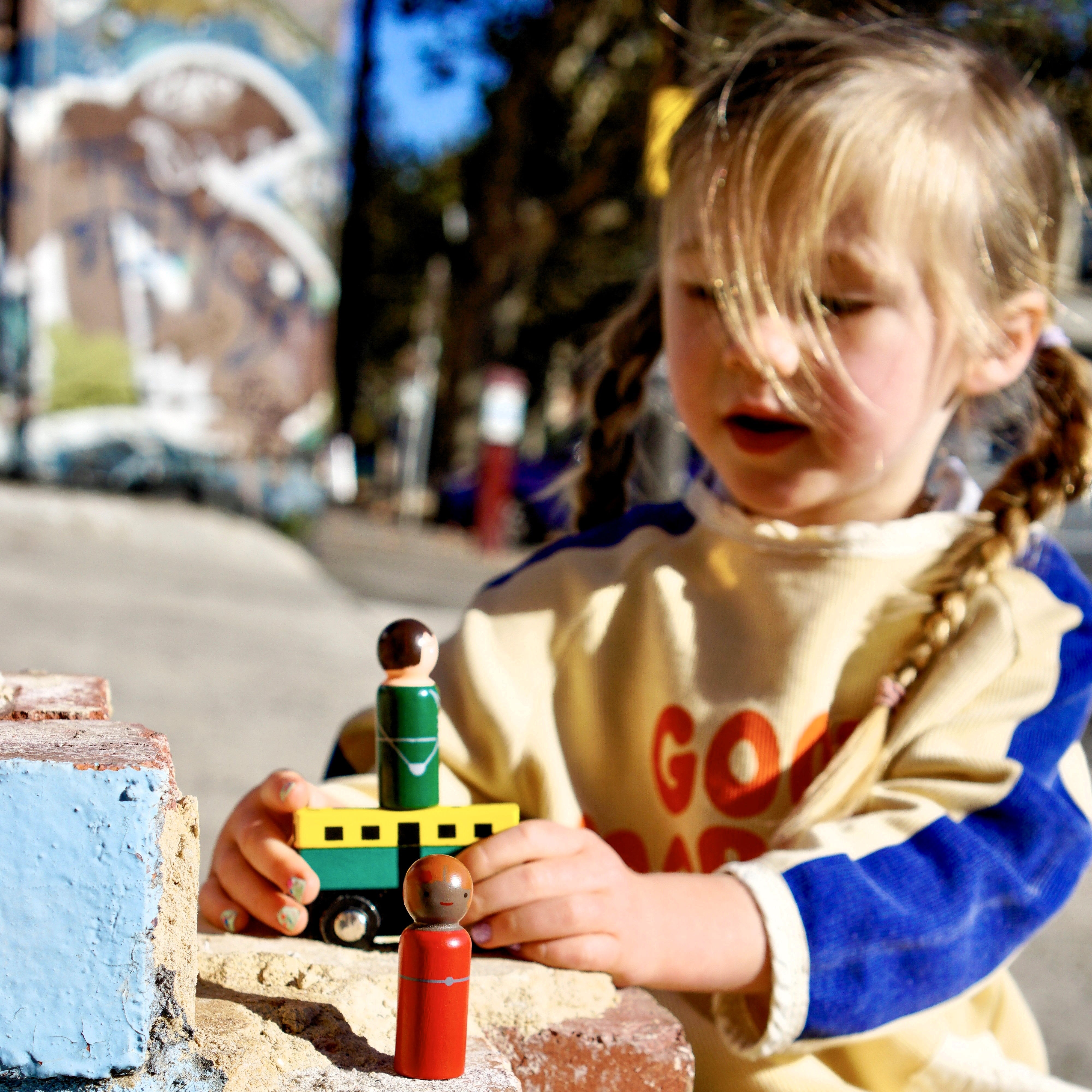 WOODEN TOY - ICONIC EXTRA PEOPLE SET OF 14