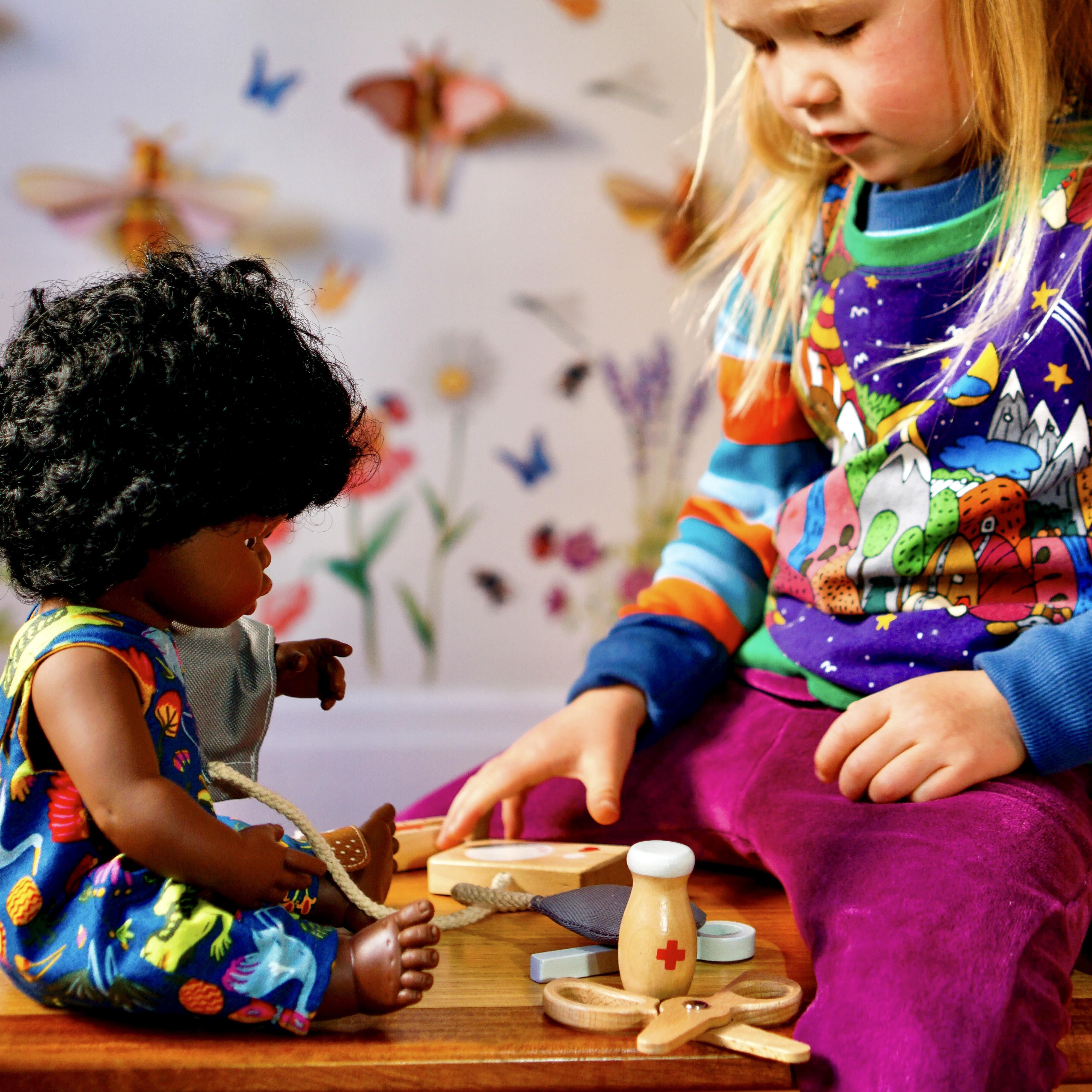 WOODEN TOY -  ICONIC DOCTOR KIT