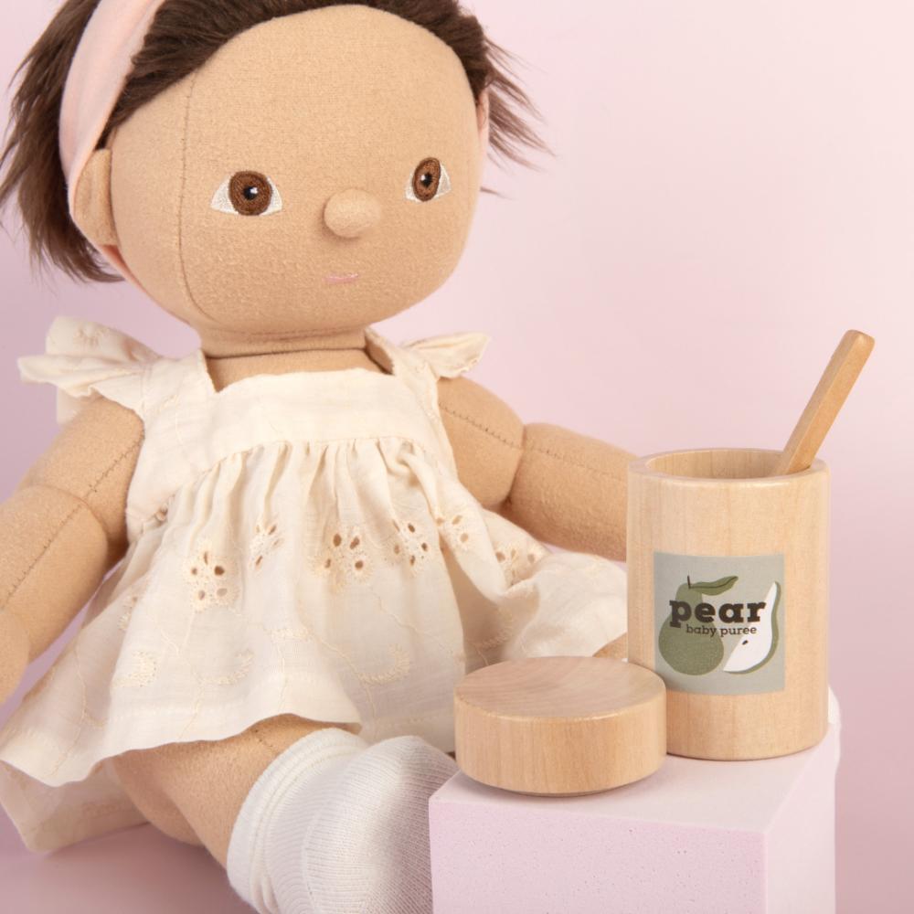 Make Me Iconic 3-piece wooden toy jar set with jar, removable lid, and wooden spoon is perfect for pretend play, scooping fun, and imaginative role play.