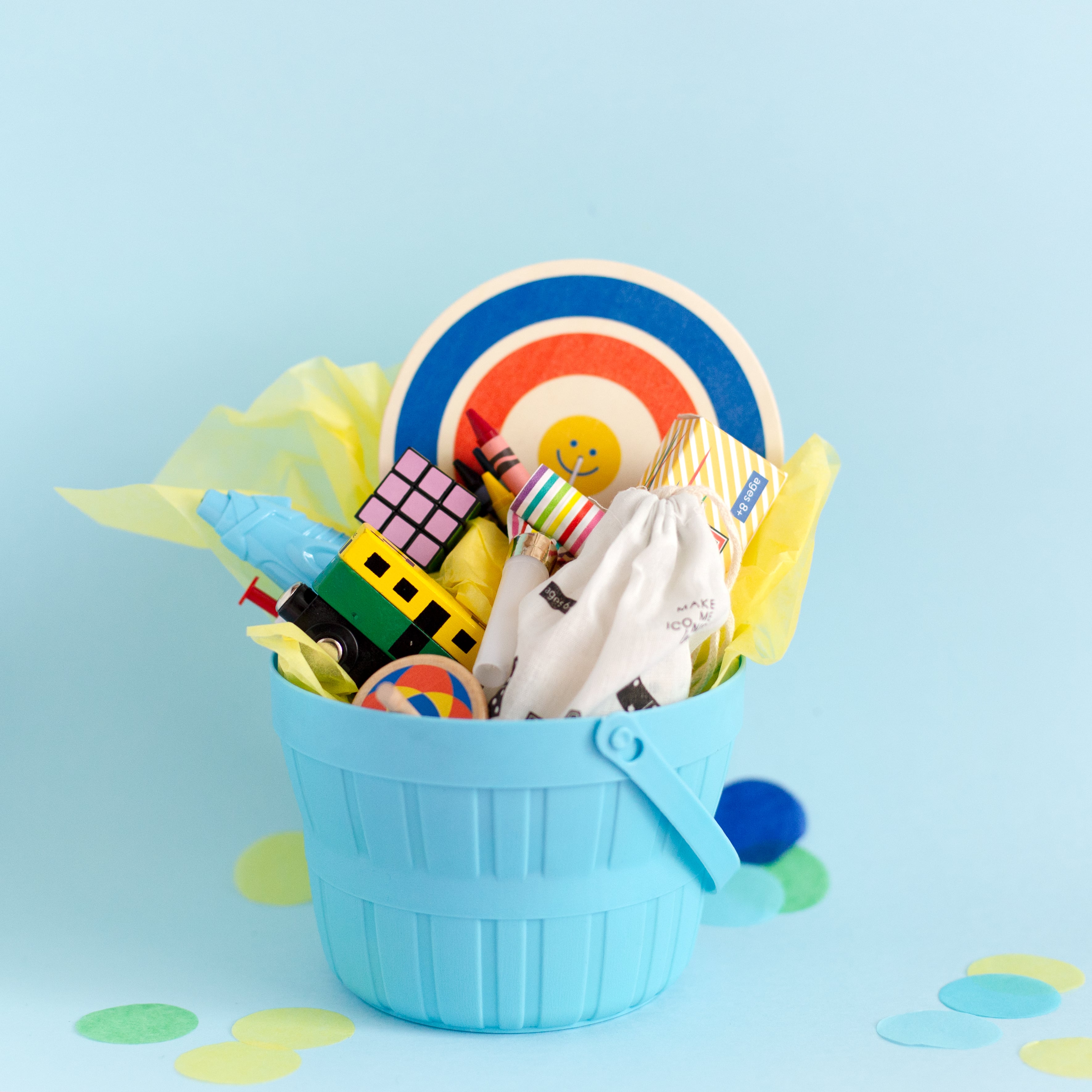 Wooden paddle ball toy with elastic rubber ball, designed for solo play and developing hand-eye coordination. A classic retro toy perfect for travel, parties, or active play at home.