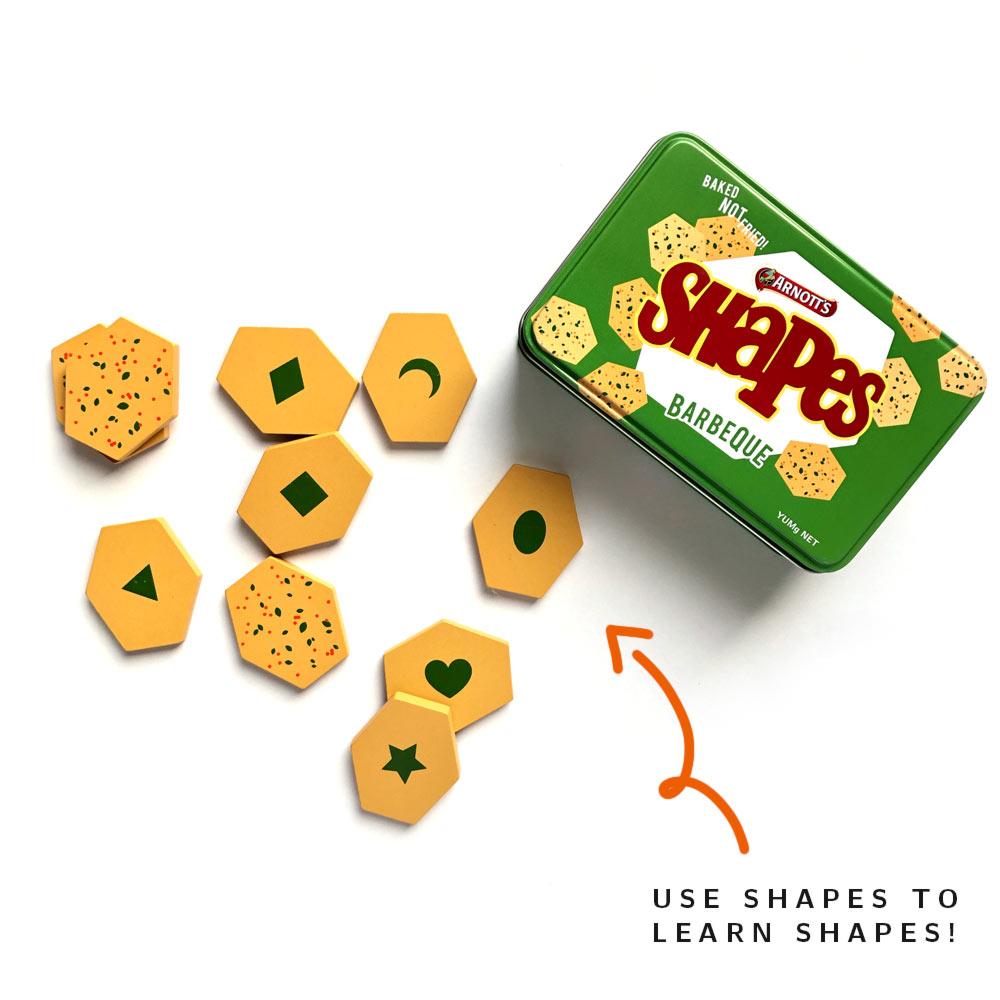 Make Me Iconic Arnott’s Shapes Australian wooden toy set – pretend play food with Barbecue, Pizza, and Chicken Crimpy biscuits, matching games, counting activities, and mini paper snack bags.