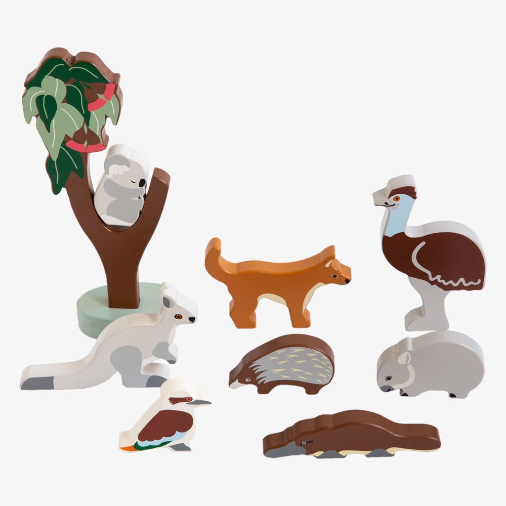 Australian Animals wooden toy set for kids 10-piece set for pretend play and early learning through nature-based role play.