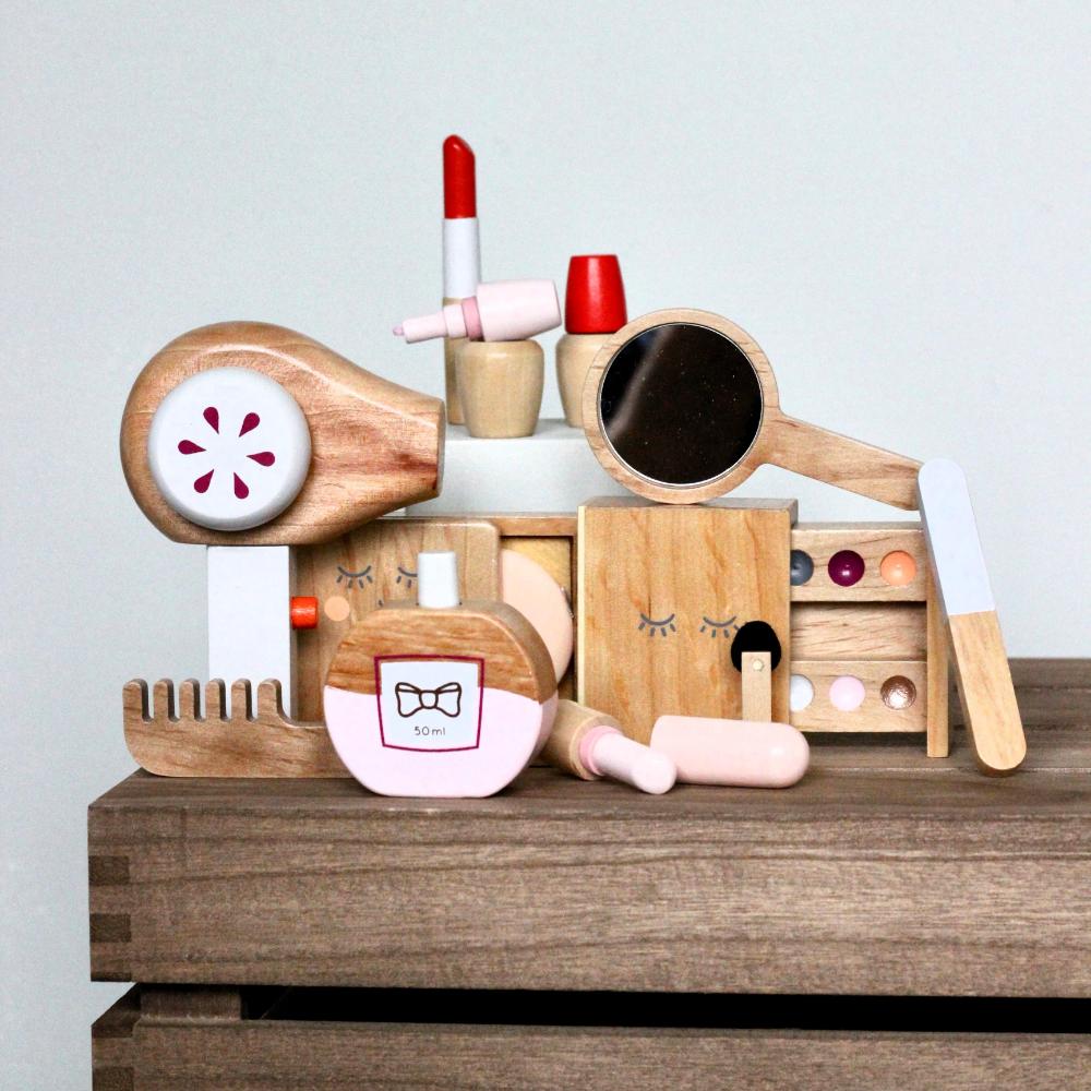 Make Me Iconic wooden toy beauty kit and wooden pretend make-up for kids with mirror, lipstick, compact and perfume designed for pretend play, dress-ups and creative role-play activities