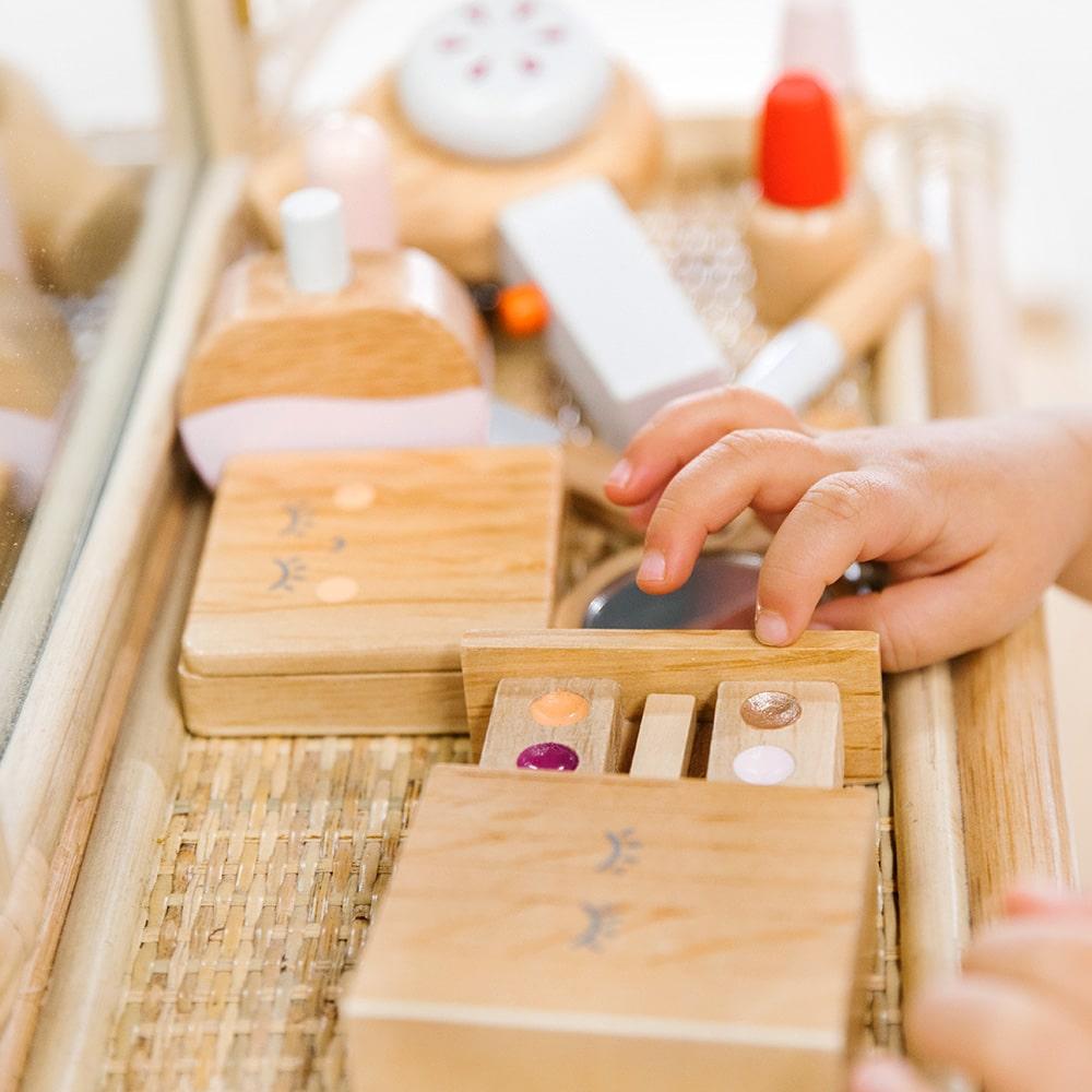 Make Me Iconic wooden toy beauty kit and wooden pretend make-up for kids with mirror, lipstick, compact and perfume designed for pretend play, dress-ups and creative role-play activities