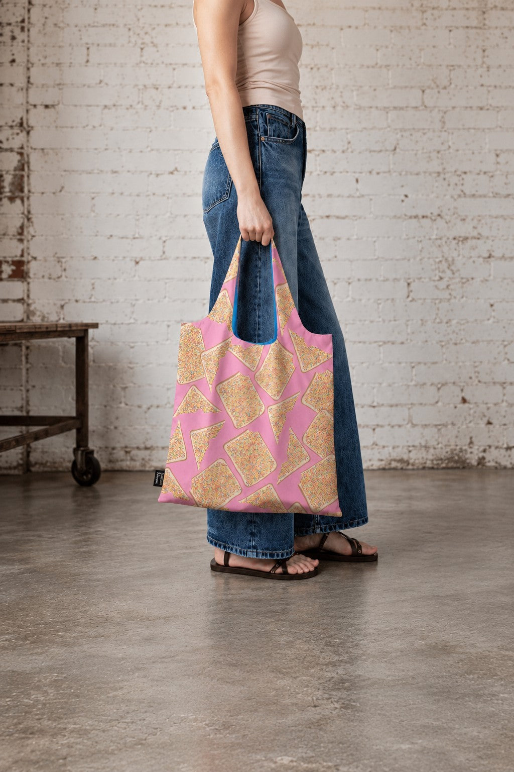 Discover Make Me Iconic, an Australian design brand creating unique Australian gifts, wooden toys, educational puzzles and nostalgic homewares. Shop our colourful collection of Melbourne souvenirs, wooden trams, pretend play toys, tea towels, fridge magnets, stationery and tote bags. Inspired by iconic Australian places, animals and everyday favourites, our playful designs make perfect gifts for kids, birthdays, Christmas and anyone who loves Australia.