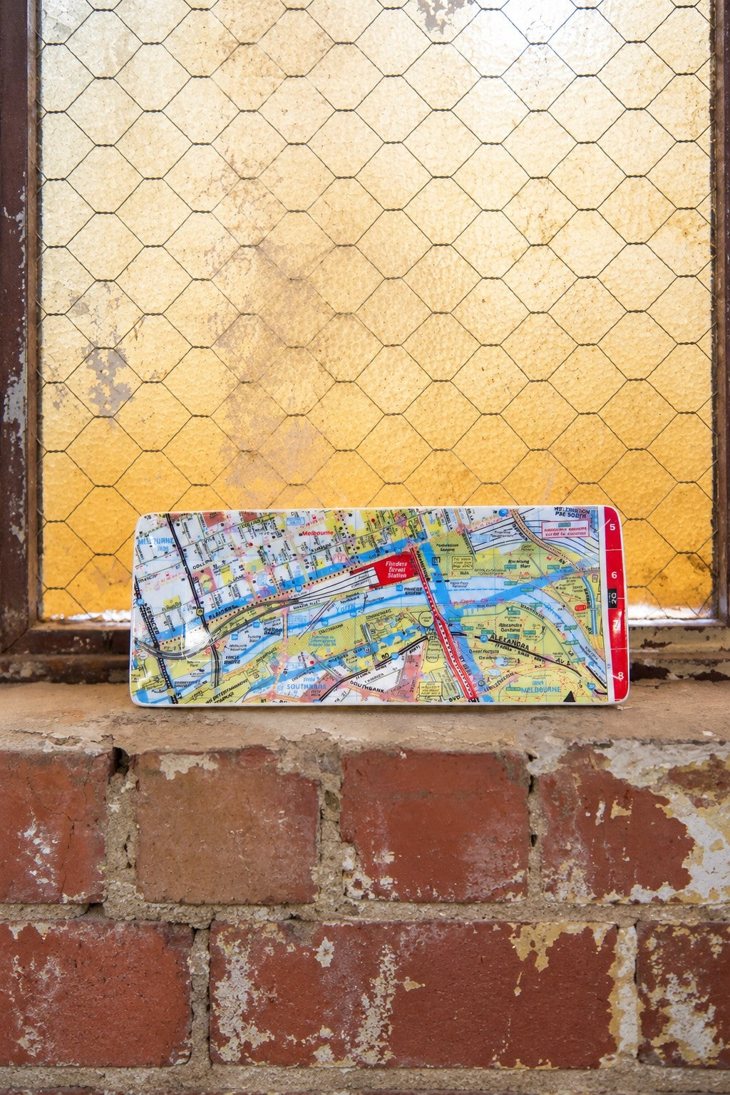 Discover Make Me Iconic, an Australian design brand creating unique Australian gifts, wooden toys, educational puzzles and nostalgic homewares. Shop our colourful collection of Melbourne souvenirs, wooden trams, pretend play toys, tea towels, fridge magnets, stationery and tote bags. Inspired by iconic Australian places, animals and everyday favourites, our playful designs make perfect gifts for kids, birthdays, Christmas and anyone who loves Australia.