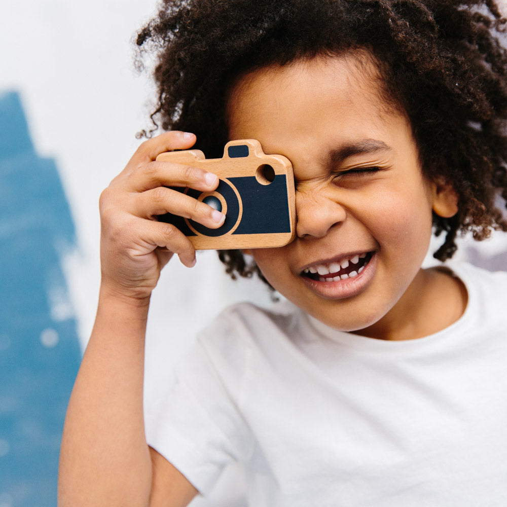 ICONIC TOY -  LOOSE CHANGE CAMERA