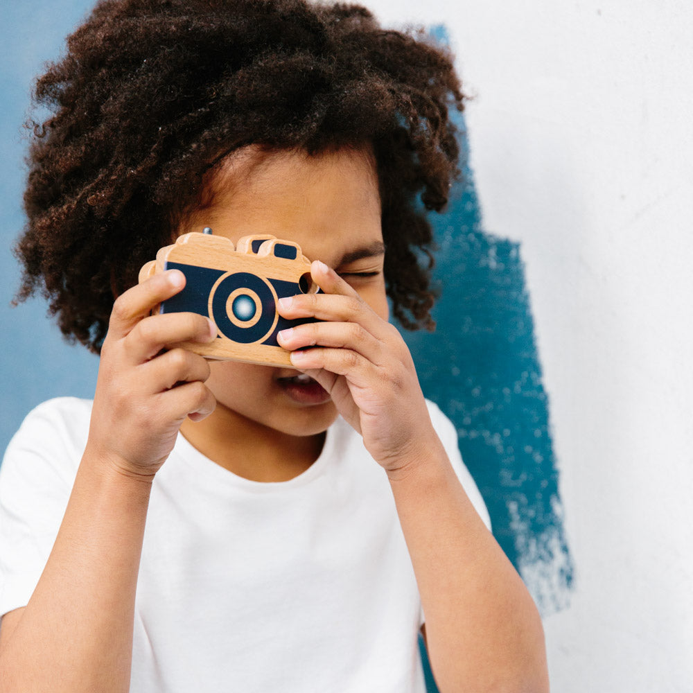 ICONIC TOY -  LOOSE CHANGE CAMERA