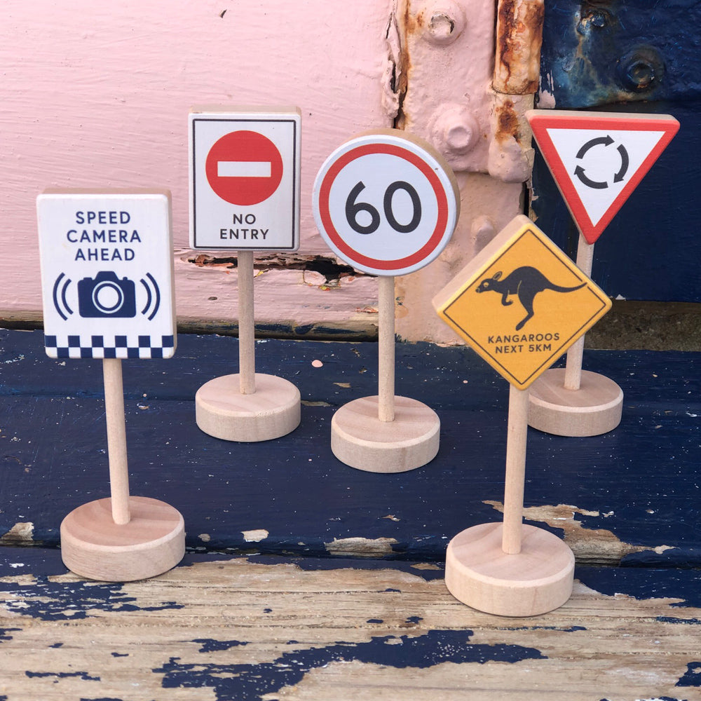 ICONIC TOY - LOOSE CHANGE AUSSIE ROAD SIGNS