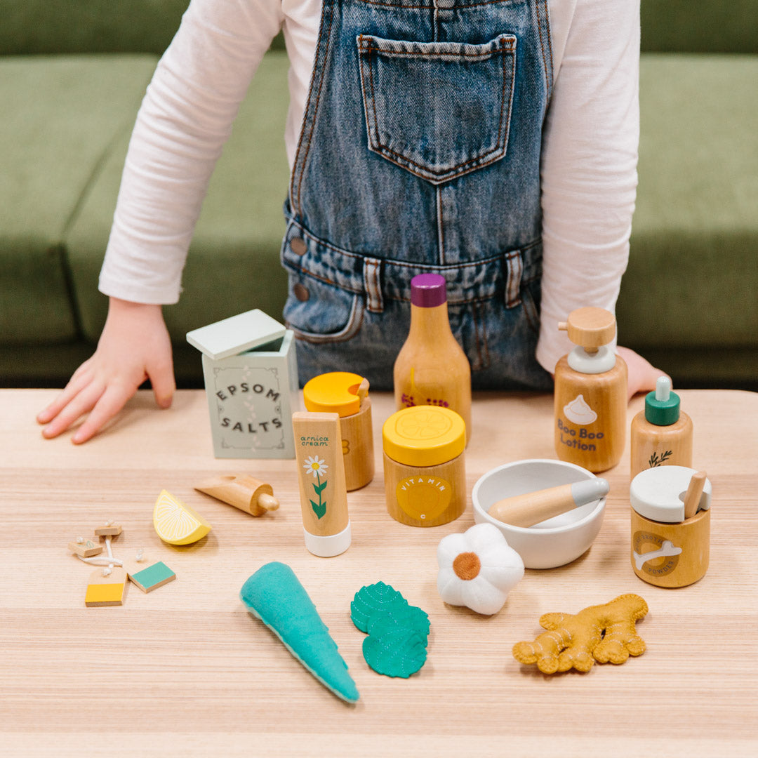 ICONIC TOY - NATURAL HEALER KIT